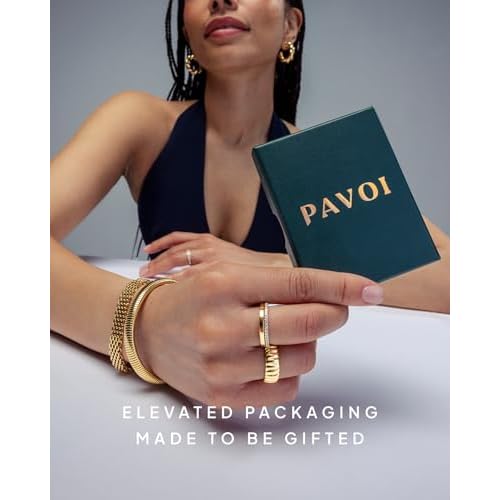 PAVOI 14K Yellow Gold Plated Waterproof Chunky Heart Metal Hair Cuff for Women - Stainless Steel Statement Ponytail Cuff Fashion Accessories - Valentines Day Stretchy Gold Hair Ties for Ponytails
