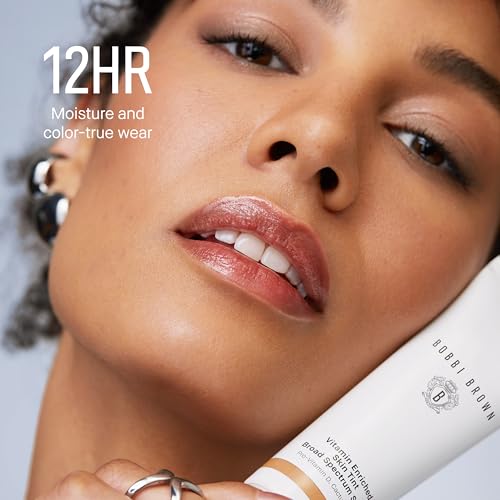 Bobbi Brown Vitamin Enriched Skin Tint SPF 15