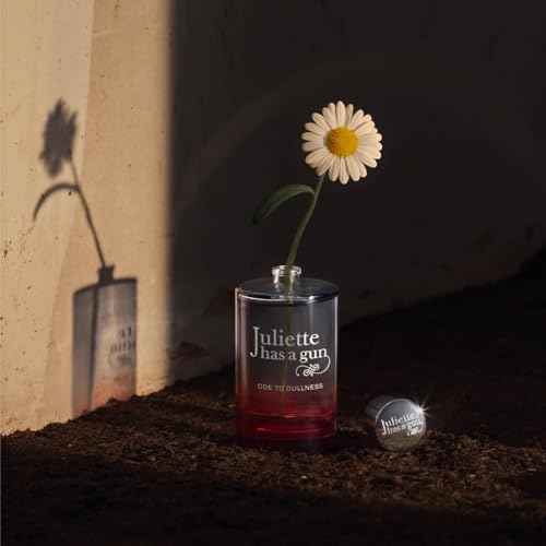 Juliette Has A Gun Ode to Dullness