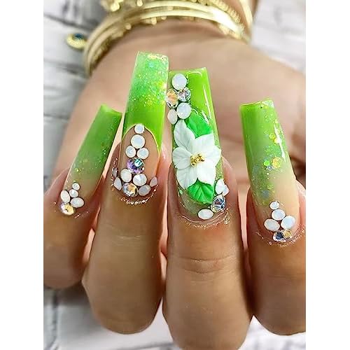 Set 24Pcs 3D Acrylic Christmas Nail Art Charms- Santa, Snowman, Reindeer,Pine tree, Penguin, Bear heart Handmade by Acrylic Powder (Noel-KILUM-Style-1)