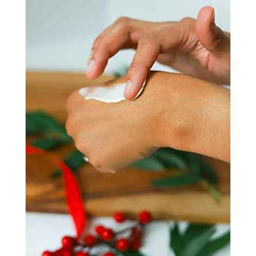 Weleda Skin Food Hand Mask Experience