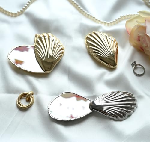 Gold Seashell Compact Mirror with Rotating Shell Design - Bridesmaid Gift