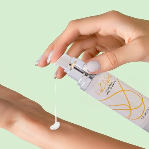 Triple-Action Daily Moisturizing Serum ? 70% Organic, Paraben-Free Hyaluronic Acid + Aloe Vera + Green Tea ? Hydrates, Soothes & Protects ? 50 mL