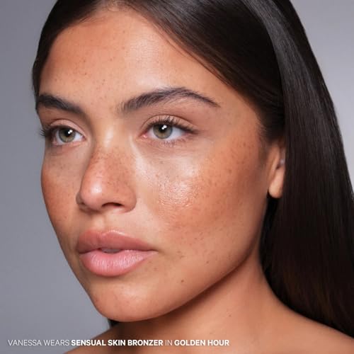 Kevyn Aucoin Sensual Skin Bronzer, Golden Hour - Medium (balanced bronze for medium to tan skin tones): Get a sun-kissed glow. Cream-to-powder formula. Blur texture, pores & fine lines. Made in Italy.