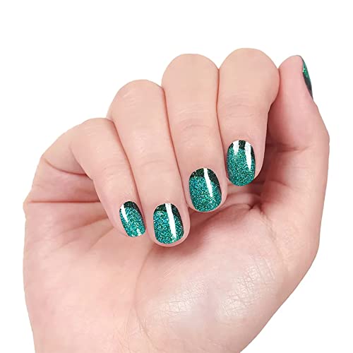 Feeling Pine - Color Street Nail Strips - 2021 Winter Holiday Collection (FDG380)