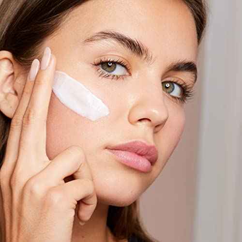 Clarins Hydra-Essentiel Rich Cream|Intensely Hydrating Moisturizer|60 Seconds to Plumper Skin*|Nourishes, Softens and Soothes|Double Dose Hyaluronic Acid|Very Dry Skin Type|1.7 Ounces