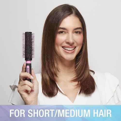 Conair Salon Results Round Hairbrush - Hair brush for blow out - blowdryer brush - features nylon bristles - Adds body and fullness - suitable on all lengths - Pink/Black