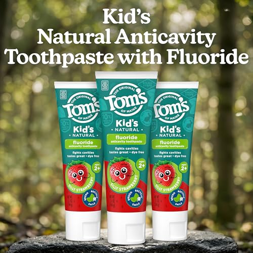 Tom's of Maine Natural Kids Fluoride Toothpaste, Silly Strawberry, 3 Pack