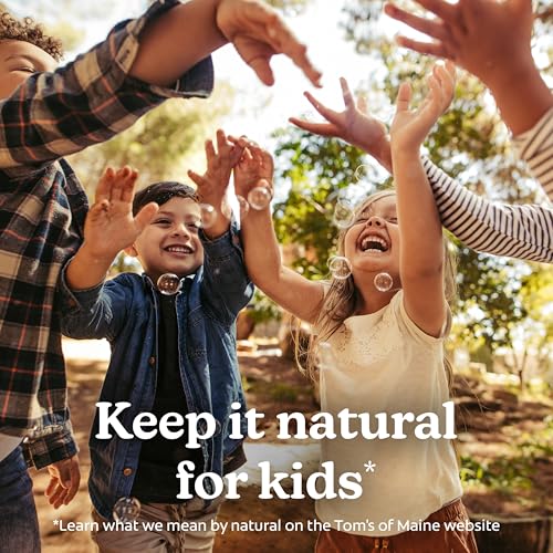 Tom's of Maine Natural Kids Fluoride Toothpaste, Silly Strawberry, 3 Pack