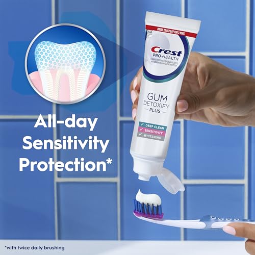 Crest Gum Detoxify Plus Antibacterial Fluoride Toothpaste - 4.5 oz (3 Pack)
