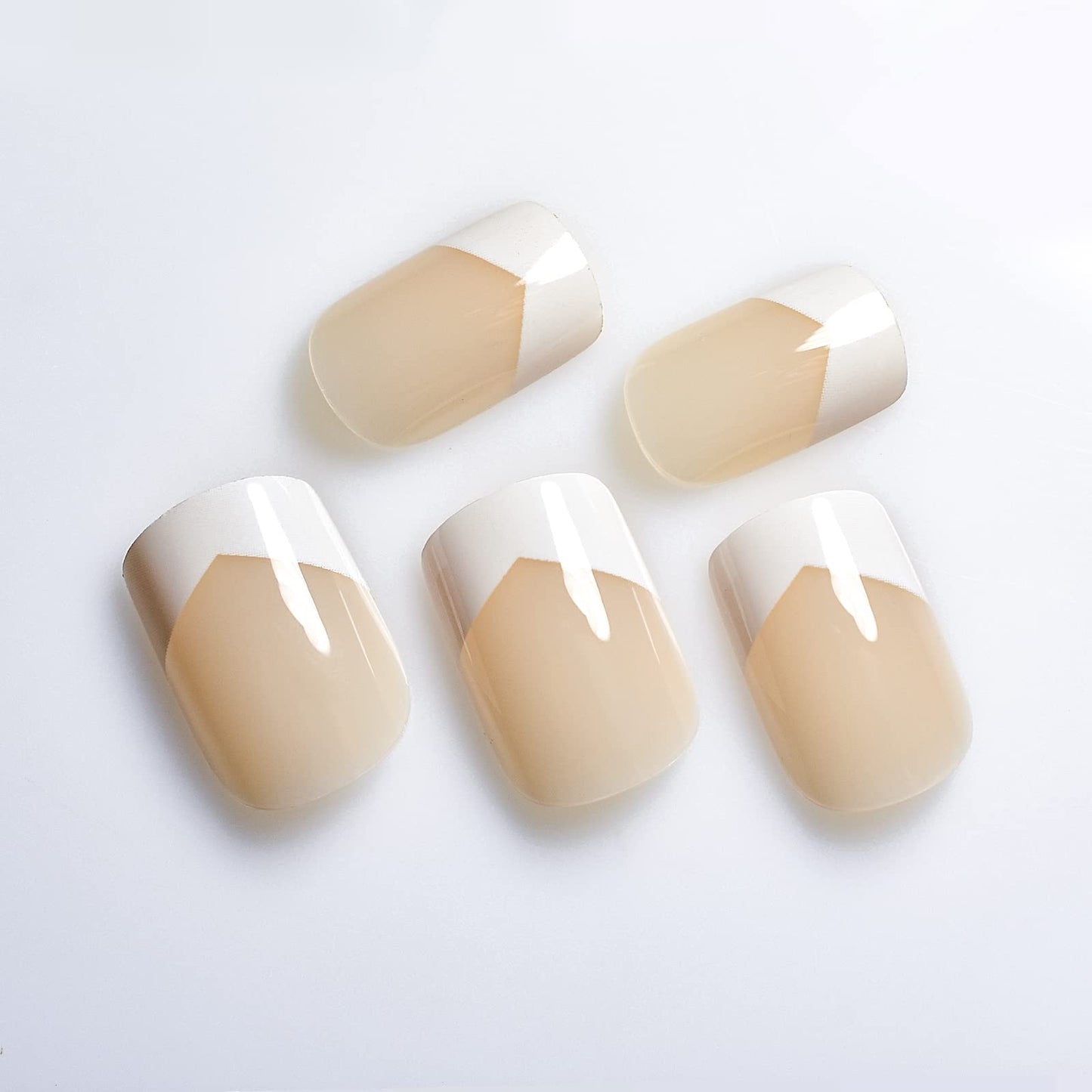 Glossy Finished Natural Clear Nude French French Press On Nails White Nails Tips Medium Short Squoval False Nails Women Girls Nail Art Tips Salon DIY Manicure Reusable Fake Nails for Daily Office Home