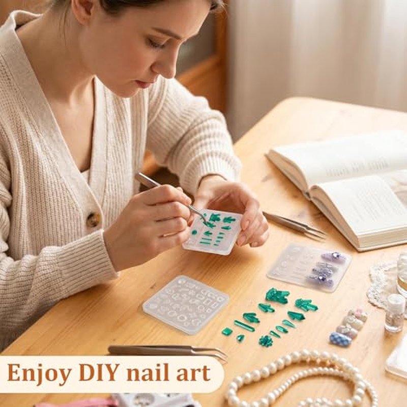 3D Silicone Nail Art Mold - Heart Gem Carving Template (2pcs)