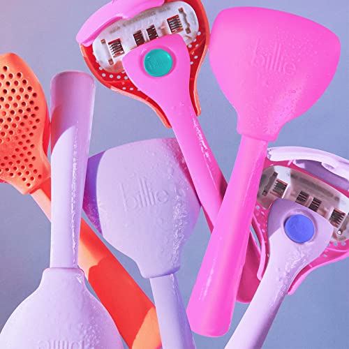 Portable Travel Case for 5-Blade Razors with Built-In Magnet
