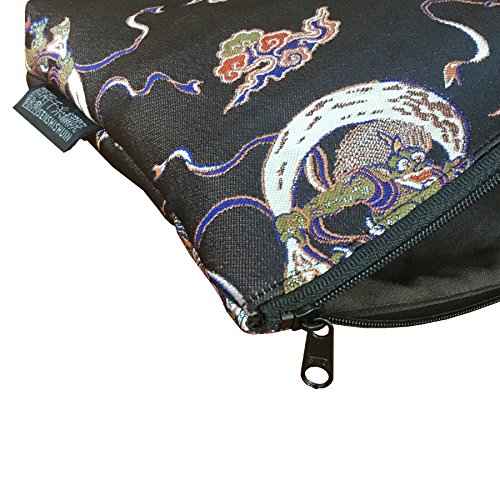 Brocade zipper pouch, lined with Nishijin brocade, size M.