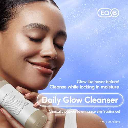 EQQUALBERRY pH Balanced Daily Glow Gel Cleanser 7.1 fl oz. 210ml Moisturizing finish, Gentle Gel Cleaning, Korean Skincare EWG Green