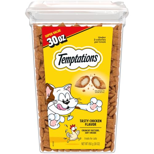 Temptations Classic Crunchy and Soft Chicken Cat Treats 1.88 lb / 30 oz