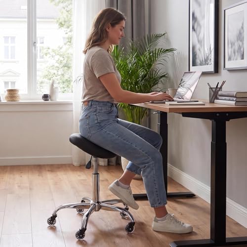 VEVOR Saddle Stool with Wheels, 500 lbs Capacity, Height Adjustable