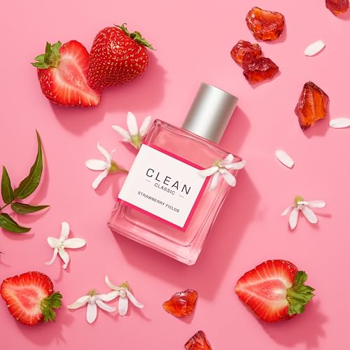 CLEAN Strawberry Fields Layerable Perfume Gift Set with Full & Travel Sizes