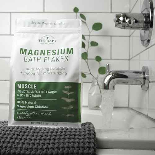 Village Naturals Therapy Muscle Magnesium Bath Flakes, Eucalyptus, Mint & Menthol Scent, 2.5 lbs