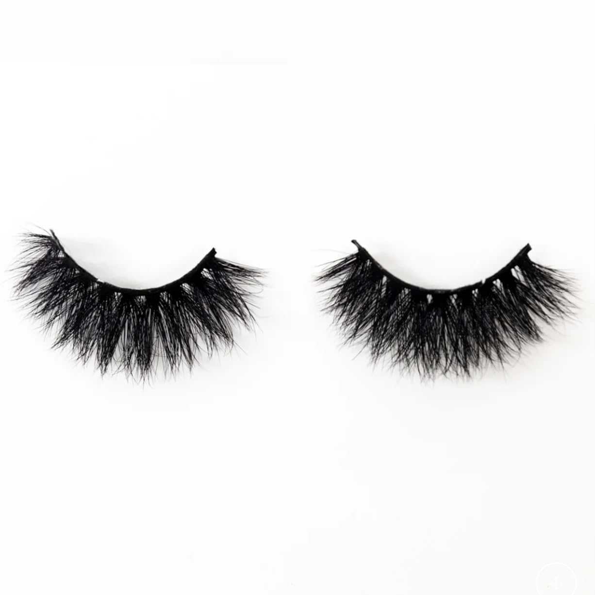 Garden of Lashes 3D Mink Lashes | Luxury Real Mink Eyelashes Cruelty-Free False Lashes Reusable, Maximum Volume 18mm-25mm Wispy and Fluffy Real Mink Lashes (Bella Donna)