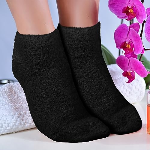 Janmercy Black Aloe Moisturizing Socks 3 Pairs Non-Slip Fuzzy Footwear