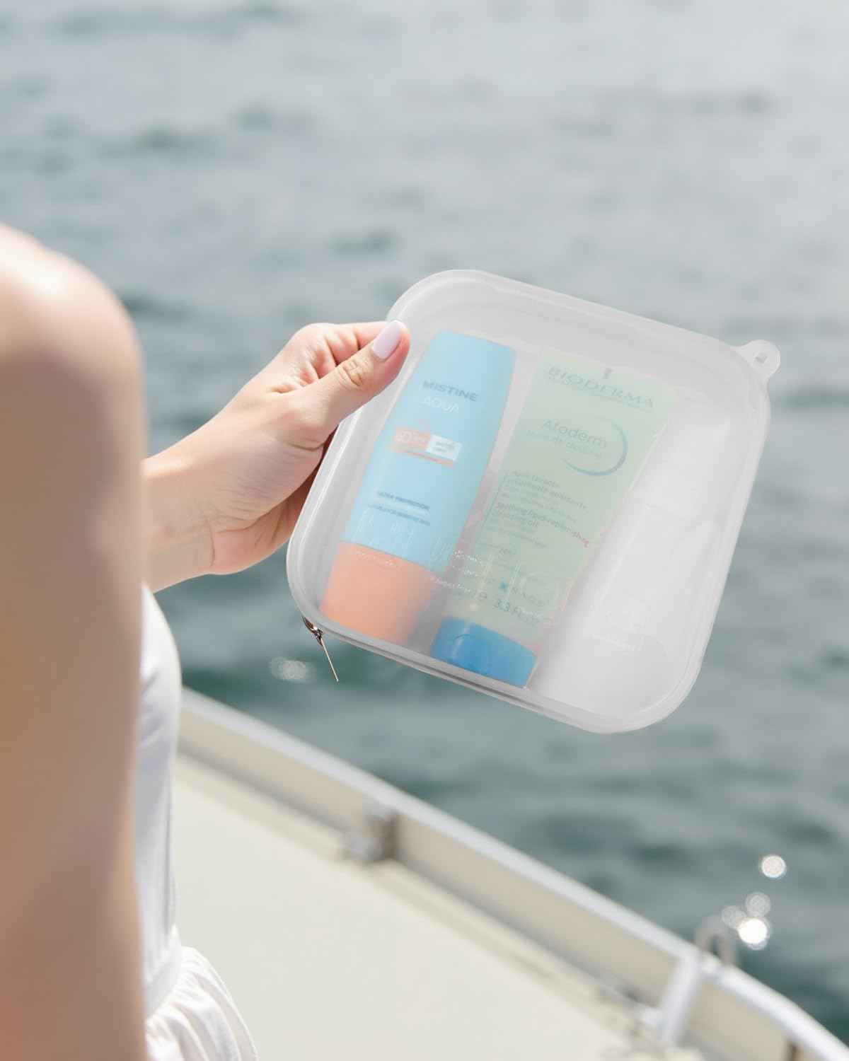 FFpaw Small Clear Silicone Pouch, Mini Makeup Travel Bag Cute Make up Pouch for Purse Portable Cosmetic Case Clear Toiletry Bag for Women Coin Purse Compact Car Bag for Essentials (White)