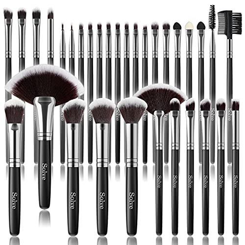 SOLVE 32-Piece Professional Makeup Brush Set with Wooden Handles