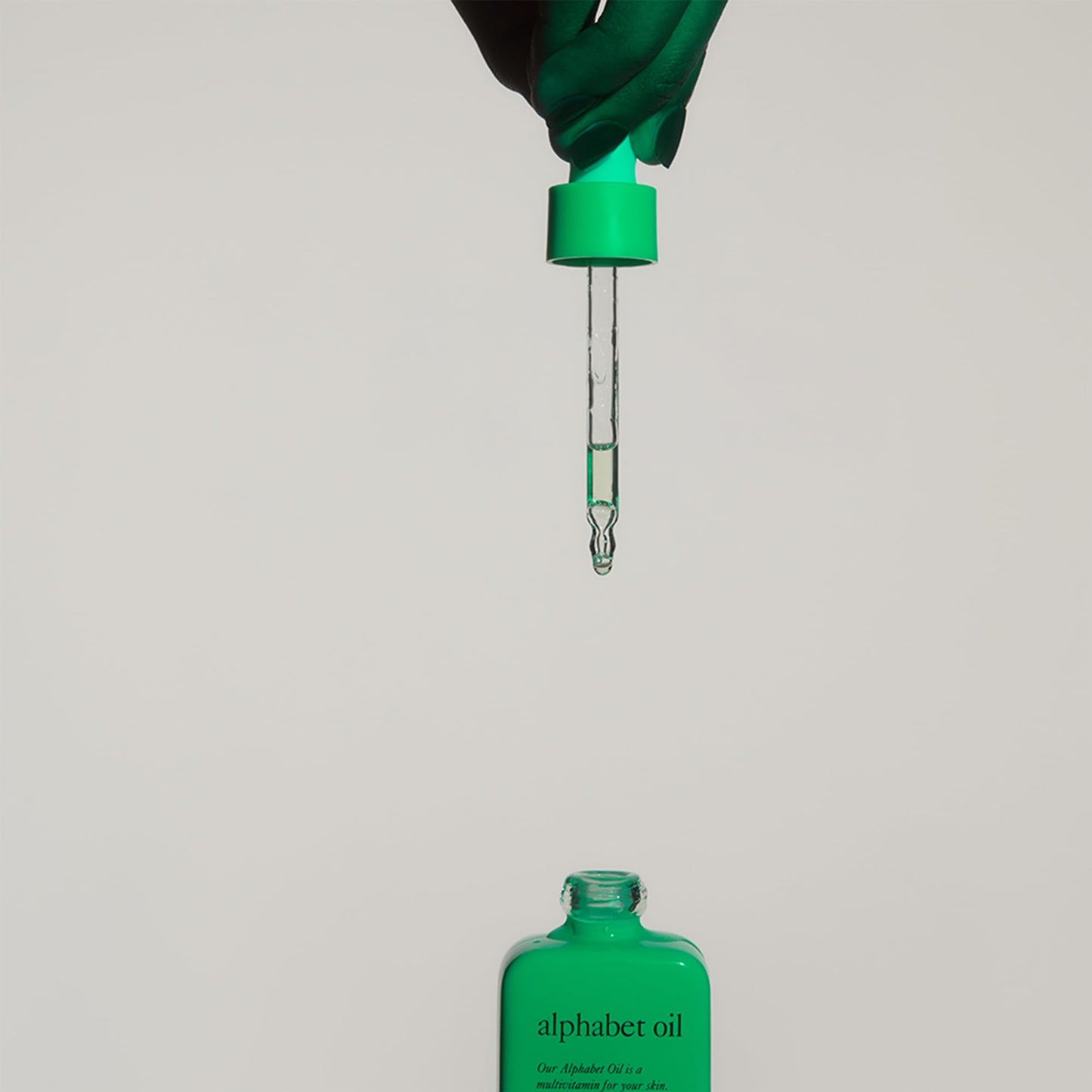 good light Alphabet Oil. Lightweight & Non-Greasy For Oily, Acne Prone Skin. Use Daily For Face, Neck, Chest, & Hands. Made With Vitamin C, Vitamin E, and Jojoba Oil. Vegan Korean Skin Care, 1 Fl. Oz.