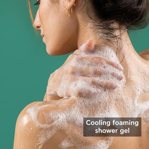 APIVITA Refreshing Fig Shower Gel | Moisturizing & Revitalizing Body Wash with Fig, Propolis & Essential Oils, 250 mL / 8.45 oz