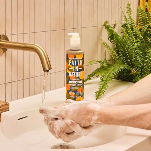 Mrs. MEYER'S CLEAN DAY Bar Soap, Use as Body Wash or Hand Soap, Made with Essential Oils, Rain Water, 5.3 oz, 1 Bar (Pack of 2)