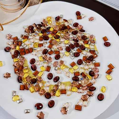 100Pcs Autumn Winter Crystal Brown Orange Yellow Nail Art Rhinestones Pointed Bottom Multi Shapes Nail Supplies Heart Snowflake Maillard Color Diamonds Nail Gem Nail Jewelry for Women Acrylic Supplies