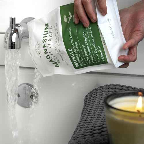Village Naturals Therapy Muscle Magnesium Bath Flakes, Eucalyptus, Mint & Menthol Scent, 2.5 lbs