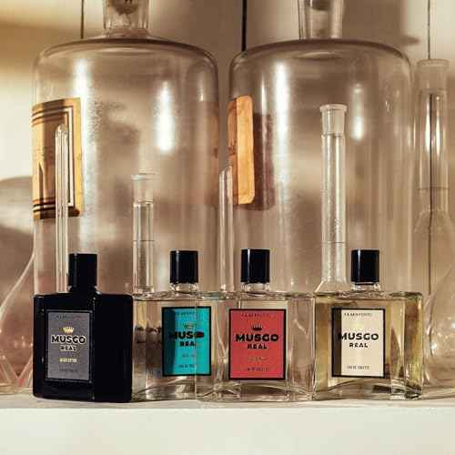 Claus Porto - Musgo Real 1887 Eau de Toilette | Timeless, Elegant, Edgy Scent | Geranium, Ambergris, Grapefruit, Lemon (100mL | 3.4 fl oz)