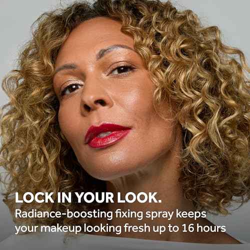 No7 Pro Artist Finishing Touch Setting Spray - Long-Lasting Finishing Spray for Face Makeup - Leaves a Radiant, Blurred, and Hydrated Finish (2.7 Fl Oz)