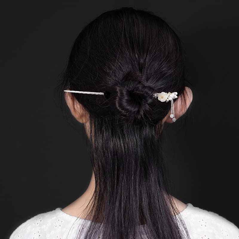 Rabithenn Hotan Jade S925 Silver Hairpin Butterfly with Pearl and Plum Blossom Chinese Hanfu Style Hair Sticks Retro Handmade Hair Clip Hair Accessories for Women Girls Long Hair (Hotan Jade)