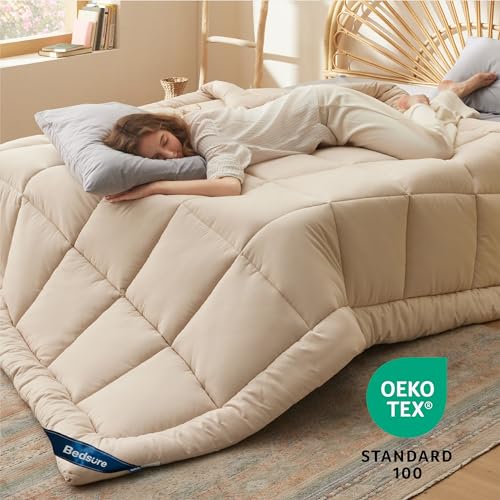 Bedsure Comforter Duvet Insert - Quilted Comforters Oversize Queen Size, All Season Duvet, Down Alternative Bedding Comforter with Tabs(Beige,Oversize Queen 98"x98")