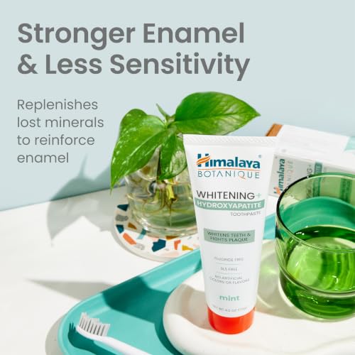 Himalaya Botanique Whitening Toothpaste with Nano Hydroxyapatite, Mint 4 oz