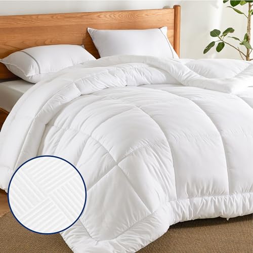 Bedsure Comforter Duvet Insert - Quilted Comforters Twin XL Size, All Season Duvet, Down Alternative Bedding Comforter with Tabs(Ivory Stripe Square,Twin XL 92"x68")