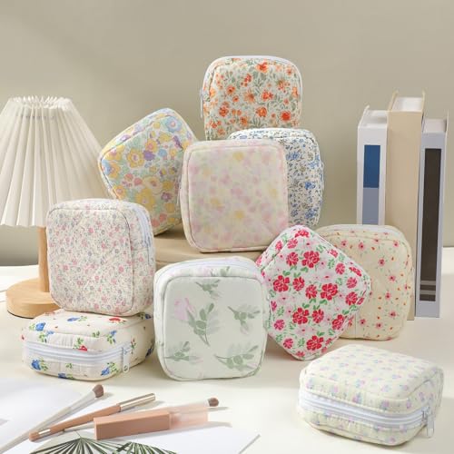 Paterr 10 Pcs Quilted Makeup Bag Bulk Cotton Floral Cosmetic Bag Women Girls Bridesmaid Gifts Cute Makeup Pouch Coquette Aesthetic Travel Toiletry Organizer(Floral Style,5.12 x 4.72 x 1.97 Inches)