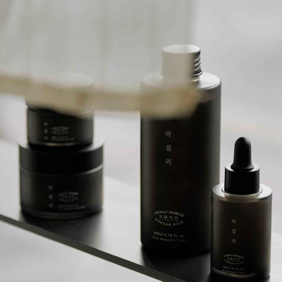 House of Dohwa Rice Makgeolli Serum | Made with Domestically Sourced Korean Rice | 30 ml (1.01 Fl Oz) | Korean Skin Care