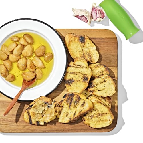 OXO Good Grips Silicone Garlic Peeler with Storage Case – Clear