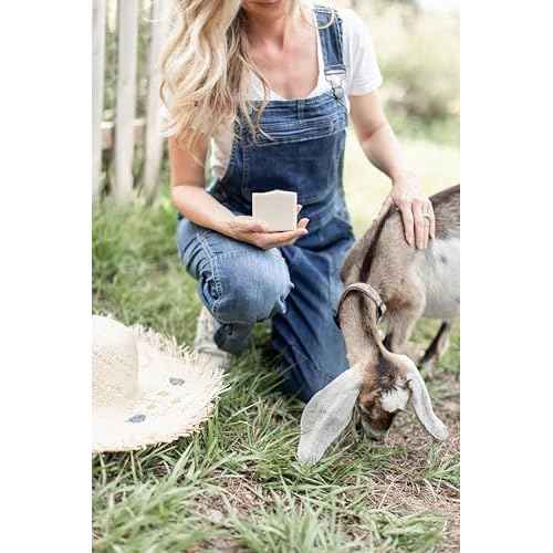 Pretty farm girl Pure Tallow + Honey Soap Bar - Fragrance Free - Handmade - Sensitive Skin - Tallow & Goat Milk.