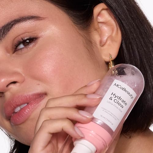 MCoBeauty - Hydrate and Glow Ultra Fine Mist Spray - Watermelon Scented Face and Body Spray with Aloe Vera - Contains Hyaluronic Acid and Shimmer - Christmas Gifts, Stocking Stuffers - 90ml