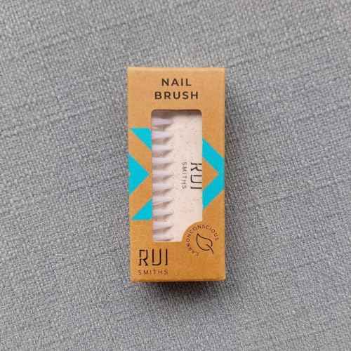 Rui Smiths CarbonConscious Nail Cleaning Brush with 2-Sided Bristles for Manicure and Pedicure Grooming | Made with Wheat Straw Bioplastic