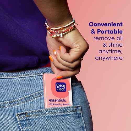 Clean & Clear Essentials Oil Absorbing Sheets, Portable Blotting Papers for Shine Control on the Face & Nose, Blotting Sheets Instantly Remove Excess Oil Without Smudging Makeup, 6 Pack