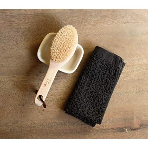 Japanese Body Brush for Bath or Dry Brushing, Exfoliation, Cellulite Treatment, Short Handle, Medium Soft