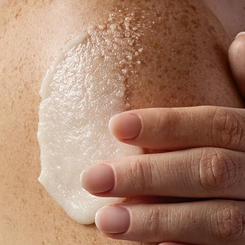 Tree Hut Vanilla Body Scrub Travel Size 3.4 Oz - Exfoliating Sugar Scrub, Moisturizing Shea & Natural Oils