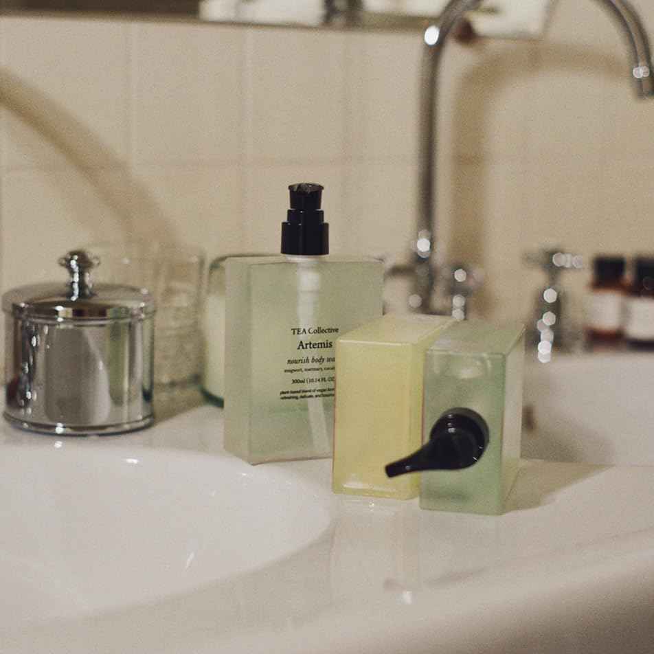TEA Collective Artemis Nourish Body Wash l Artemisia, Rosemary, Eucalyptus l 9.46 Fl Oz l Product of Korea