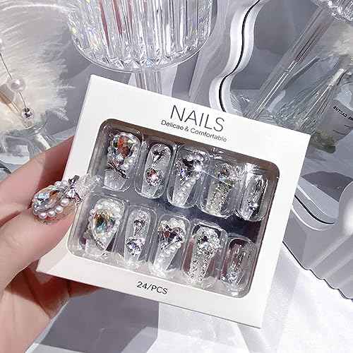 24Pcs Medium Press on Nails Large 3D Rhinestones Artificial Nails White Fake Nails Glossy False Nails Pearl Press on False Nails Handmade Manicure Designed for Beautiful Women Glitter