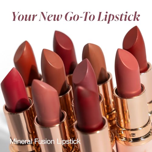 Mineral Fusion Long-Lasting Lipstick, Vivid & Smudge-Free Lip Color with Avocado Oil, Cocoa Seed Butter, Free of FD&C Dyes, Paraben and Gluten, Prosecco